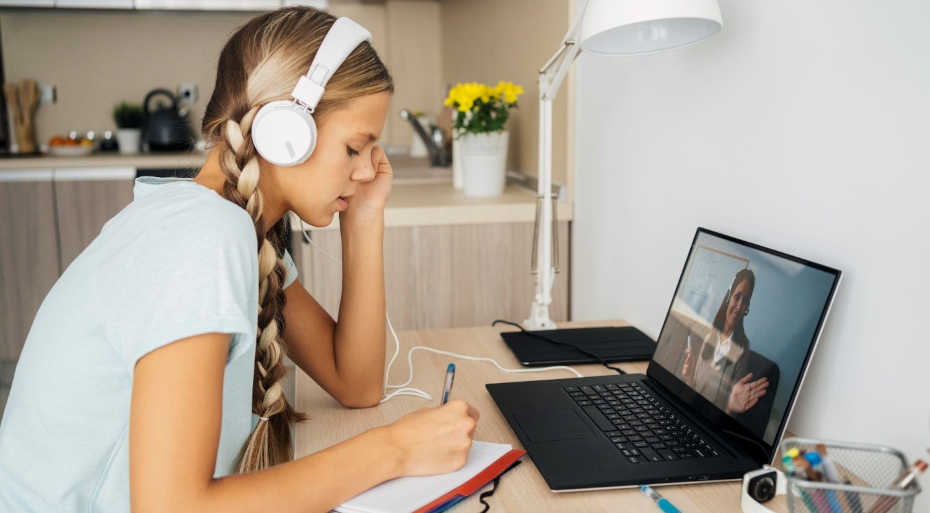 Best Internet for Online Learning: Fiber, 5G, and Alternatives Explained