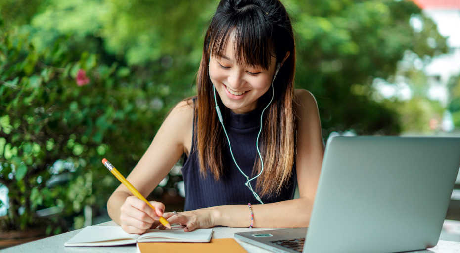 Cambridge and Trinity Exam Preparation – Private Course